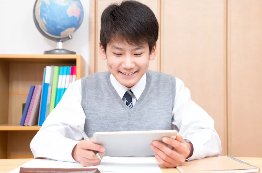 メリット1:通塾が不要で送迎の負担がない